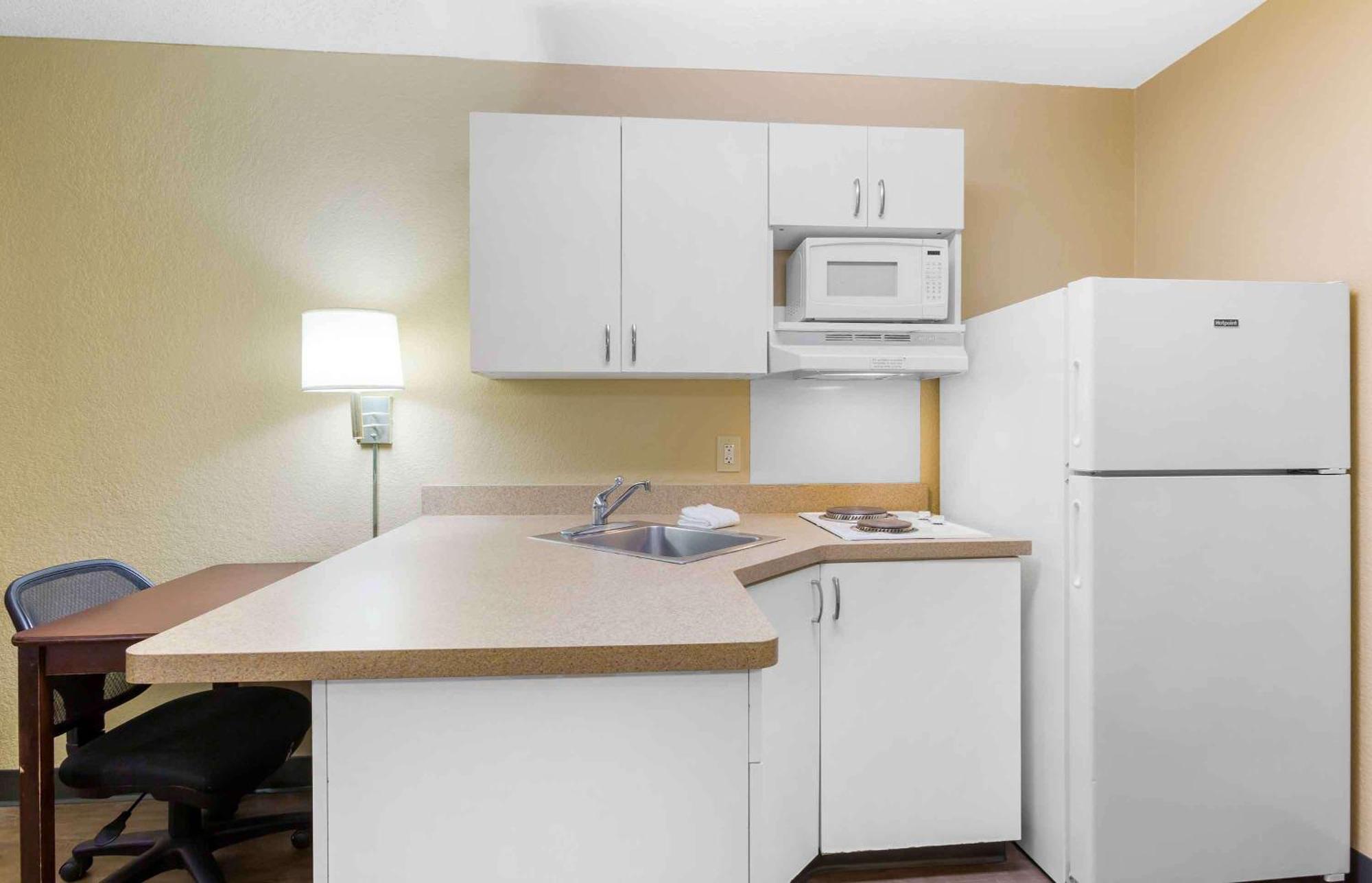 Extended Stay America Suites - Tucson - Grant Road Экстерьер фото