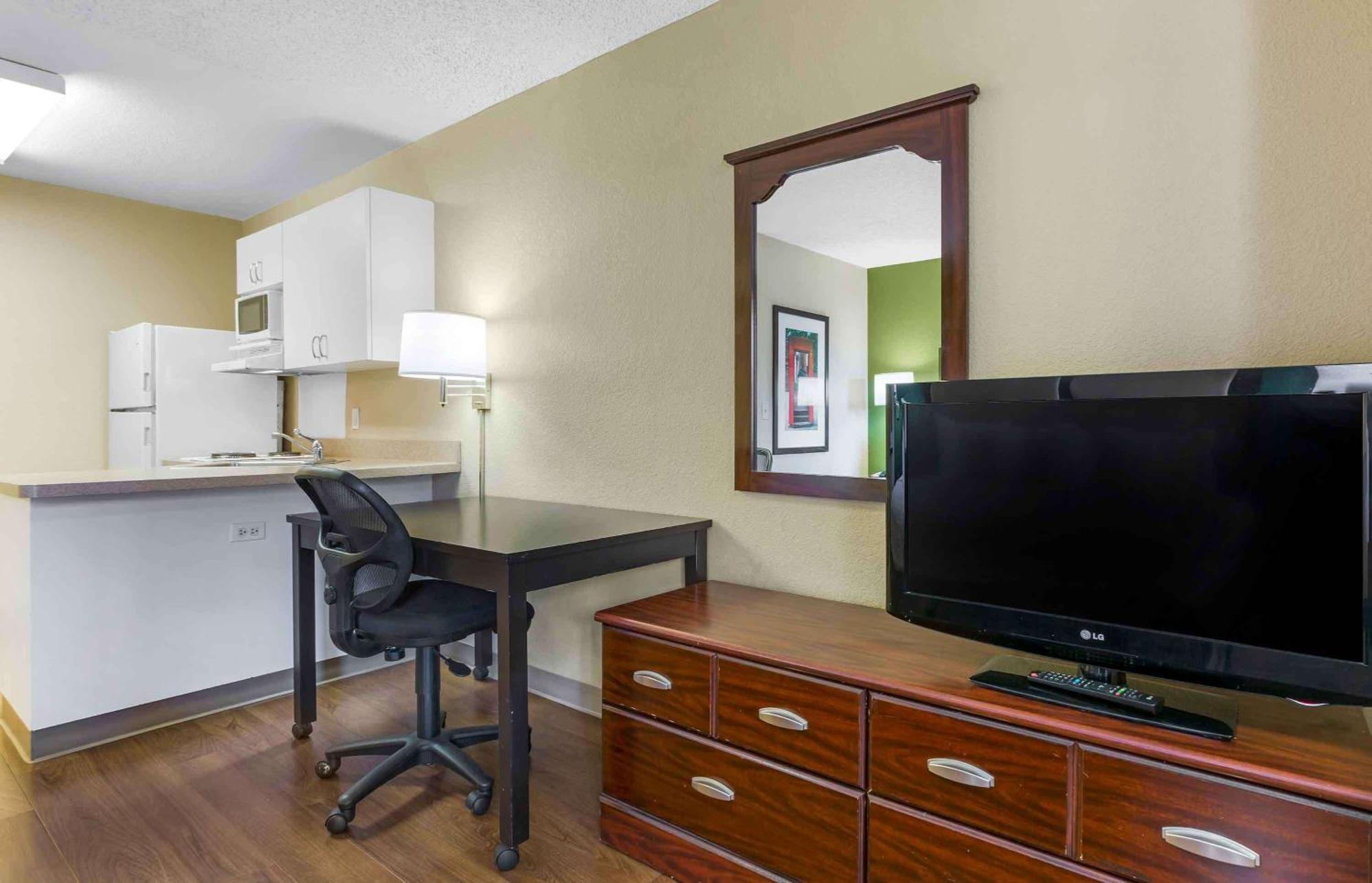 Extended Stay America Suites - Tucson - Grant Road Экстерьер фото