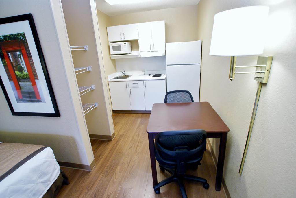 Extended Stay America Suites - Tucson - Grant Road Экстерьер фото